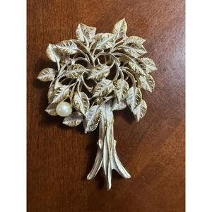 Rare Vintage Hobe White Enamel on Gold Metal Faux Pearls Tree Pin Brooch